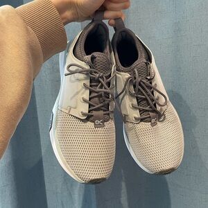 KURU Gray Athletic Shoes women’s Atom very Gently used.
